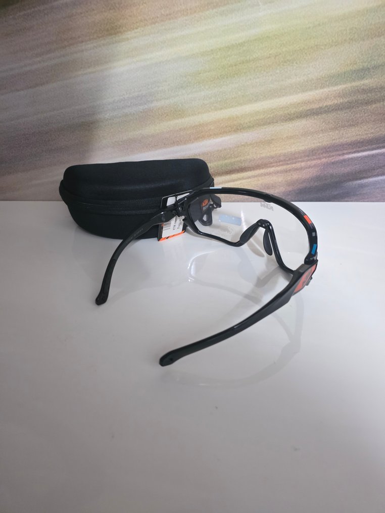 KTM - 变色黑色沙沙声 - 腳踏車 - 2025 #3.2