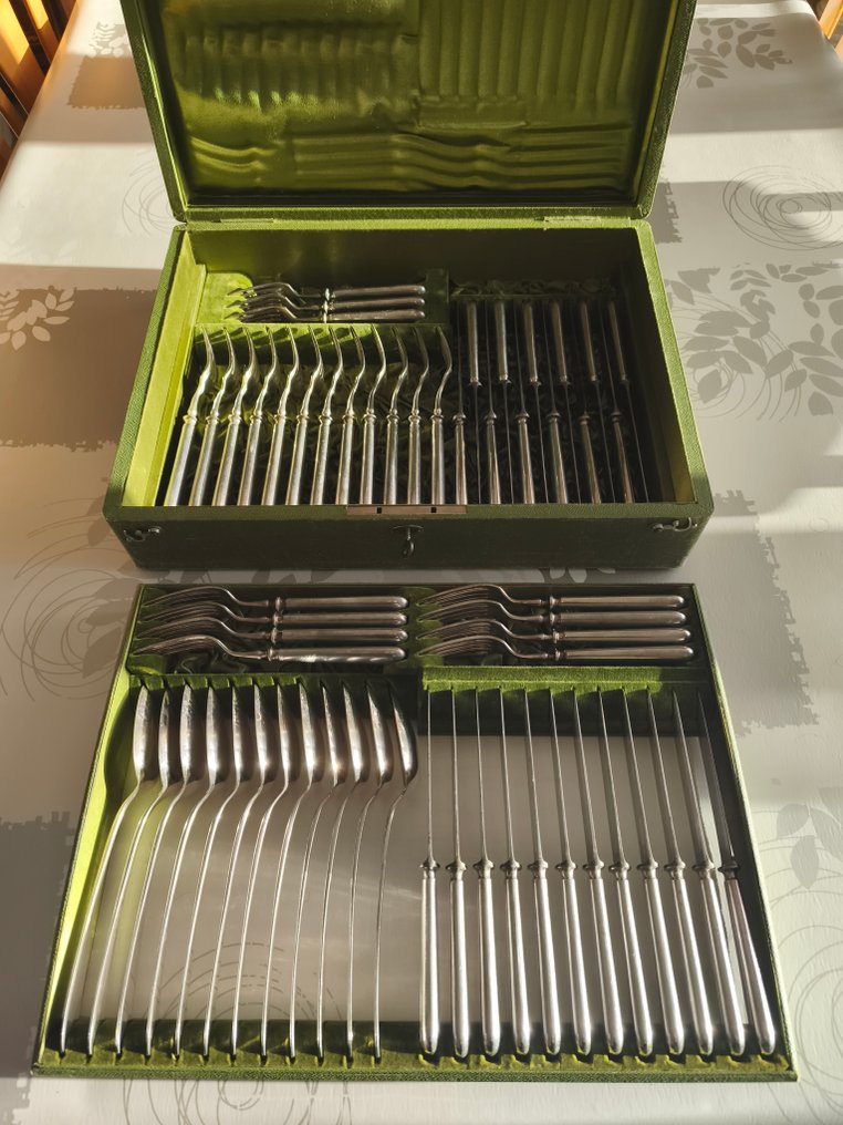 Arthur Krupp Berndorf - 12件餐具套裝 (59) - 鍍銀, 鋼 #1.0