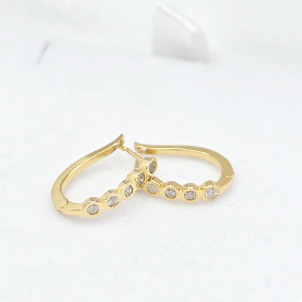 Nincs minimálár - Drop fülbevaló - 14 kt. Sárga arany -  0.20ct. tw. Gyémánt (Természetes)  #1.0