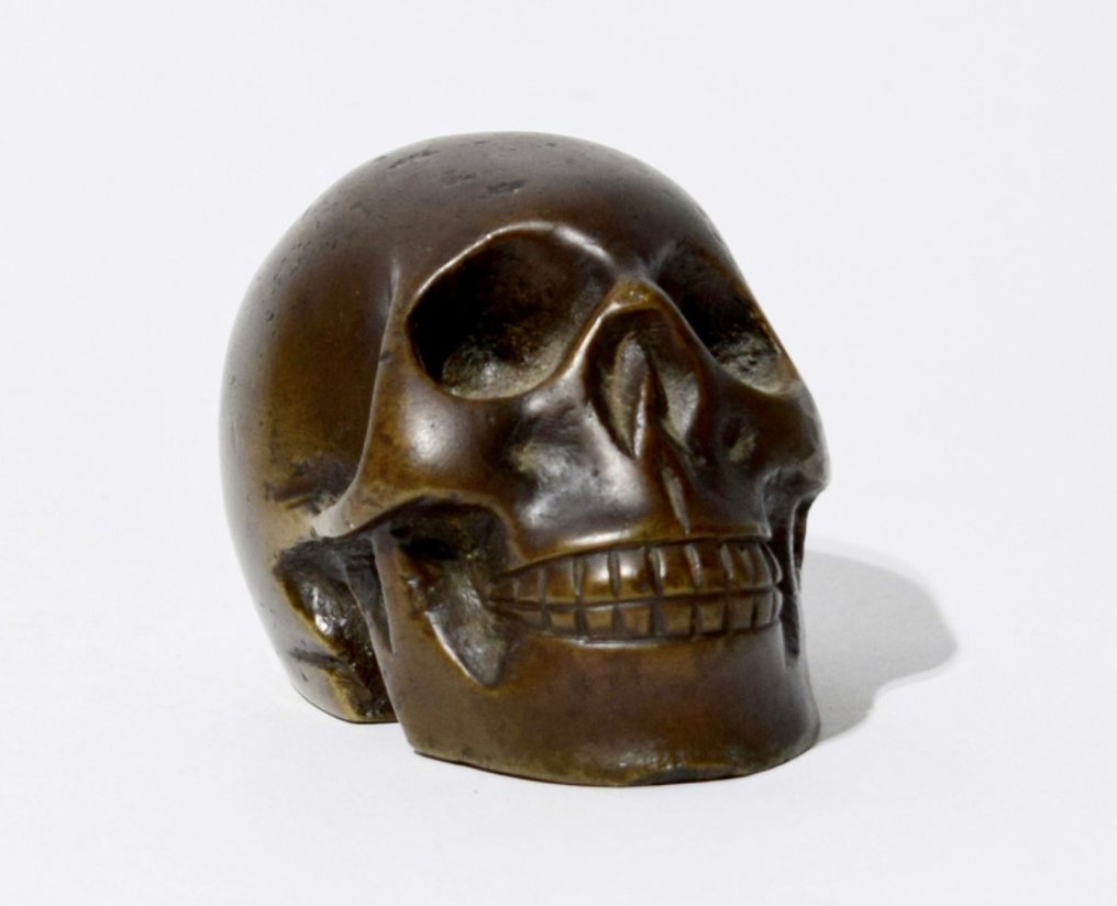 Sculpture, Memento Mori - Scultura in Bronzo Raffigurante Cranio Sorridente, Europa, XIX Secolo - 8 cm - Lost wax casting #1.0
