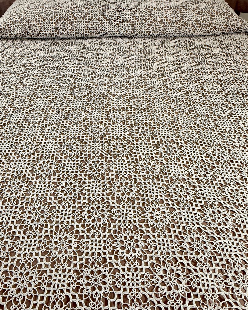 Bedspread - 287 cm - 233 cm - Bobbin lace bedspread #4.3