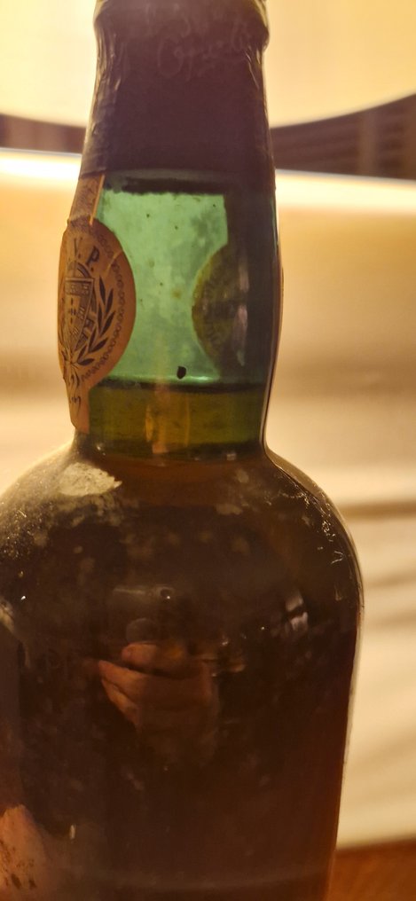 1932 Gonzalez Byass & Co. - Vintage Port - Εμφιαλώνεται σε 1935 - Πόρτο - 1 Φιάλη (0,75L) #2.1