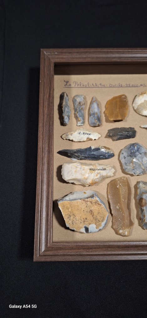 Paleolithic Flint private archaeology collection, bifacial tools, flint knives, multicolored, Paleolithic, 45,000 BC - 275 mm  (No Reserve Price) #2.1