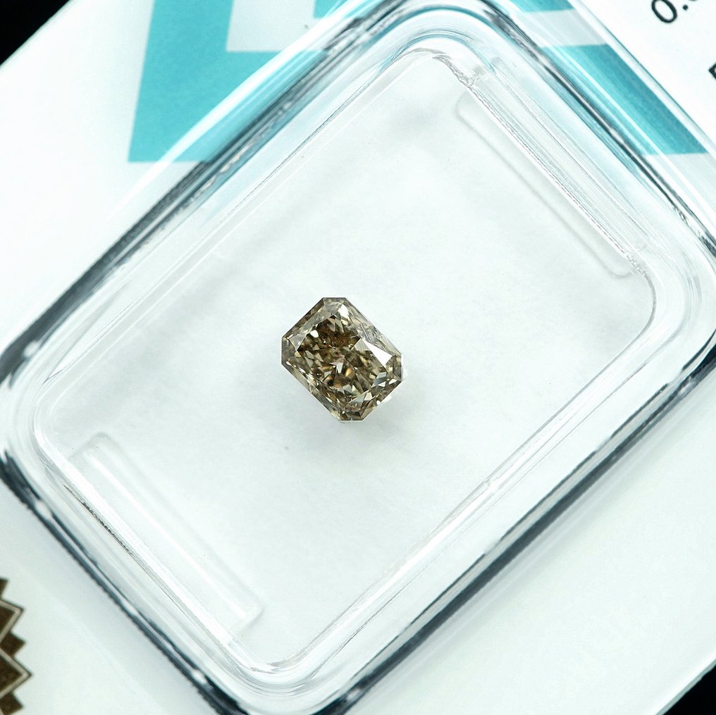 Nincs minimálár - 1 pcs Gyémánt (Természetes színű) - 0.50 ct - Radiant - Fancy light Szürkés Sárga - VS2 - Nemzetközi Gemmológiai Intézet (IGI) #2.1