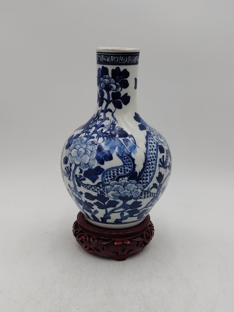 Jarra - Porcelana - China  (Sem preço de reserva) #1.0