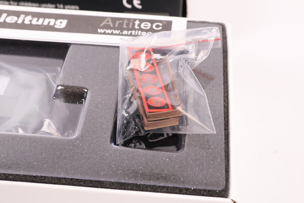 Artitec H0 - 20.295.03 - Τρένο μοντελισμού μεταφοράς εμπορευμάτων (1) - Postwagen P 7012, ελαιόχρωμο, γκρι στέγασμα, IIc-IIIa - NS #3.2