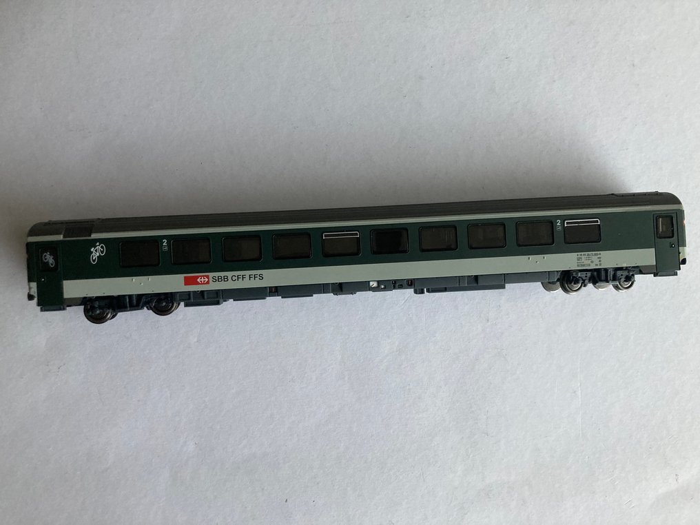 RailTop made by Heris H0 - 13023 - Personvagn för modelltåg (1) - RailTop SBBs så kallade "Grossraumwagen", H0-spår. - SBB #3.2