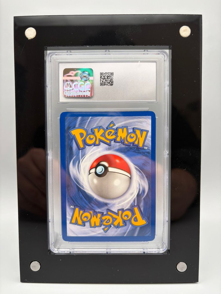 Pokémon Graded card - Dark Magneton First edition, Holo - CGC 9 - WOTC - Team Rocket #3.2