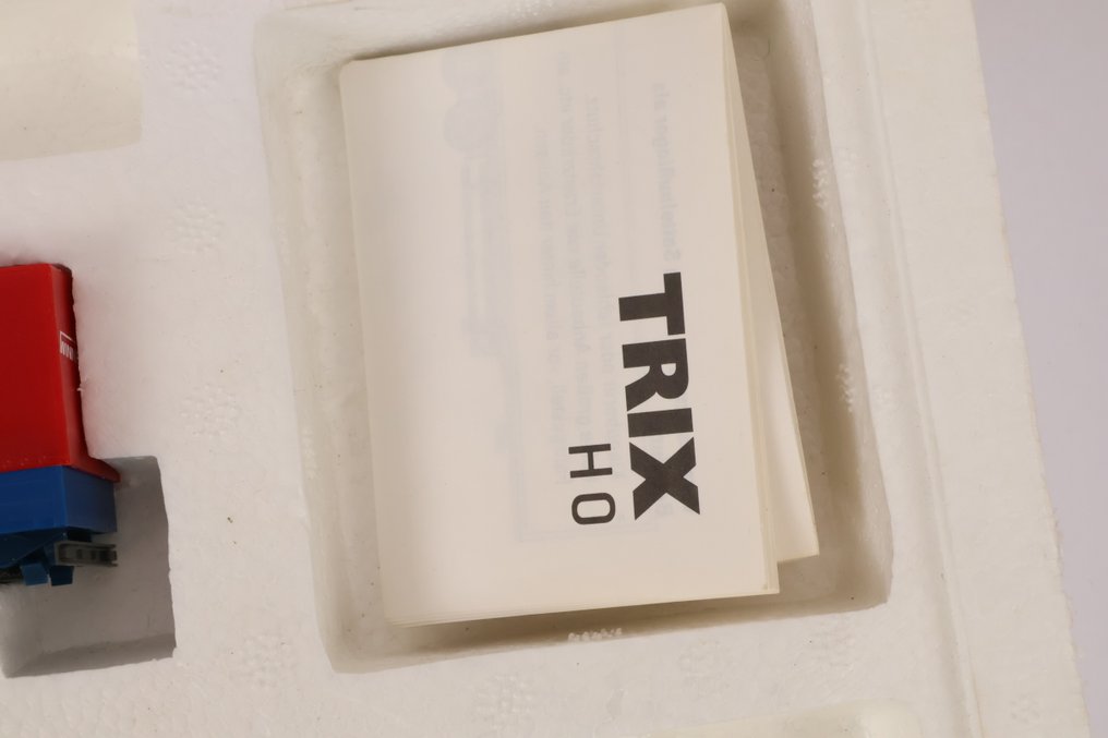 Trix H0 - 24425-03 - 模型貨運火車 (1) - 手推车被'Winner Spedition'的拖车装载。 - DB #4.3