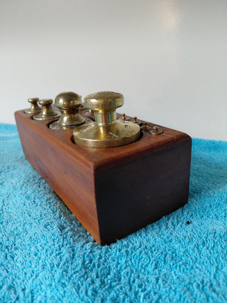 Balance or scale (14) - Wood, Bronze - Antique block weight (14) #2.1