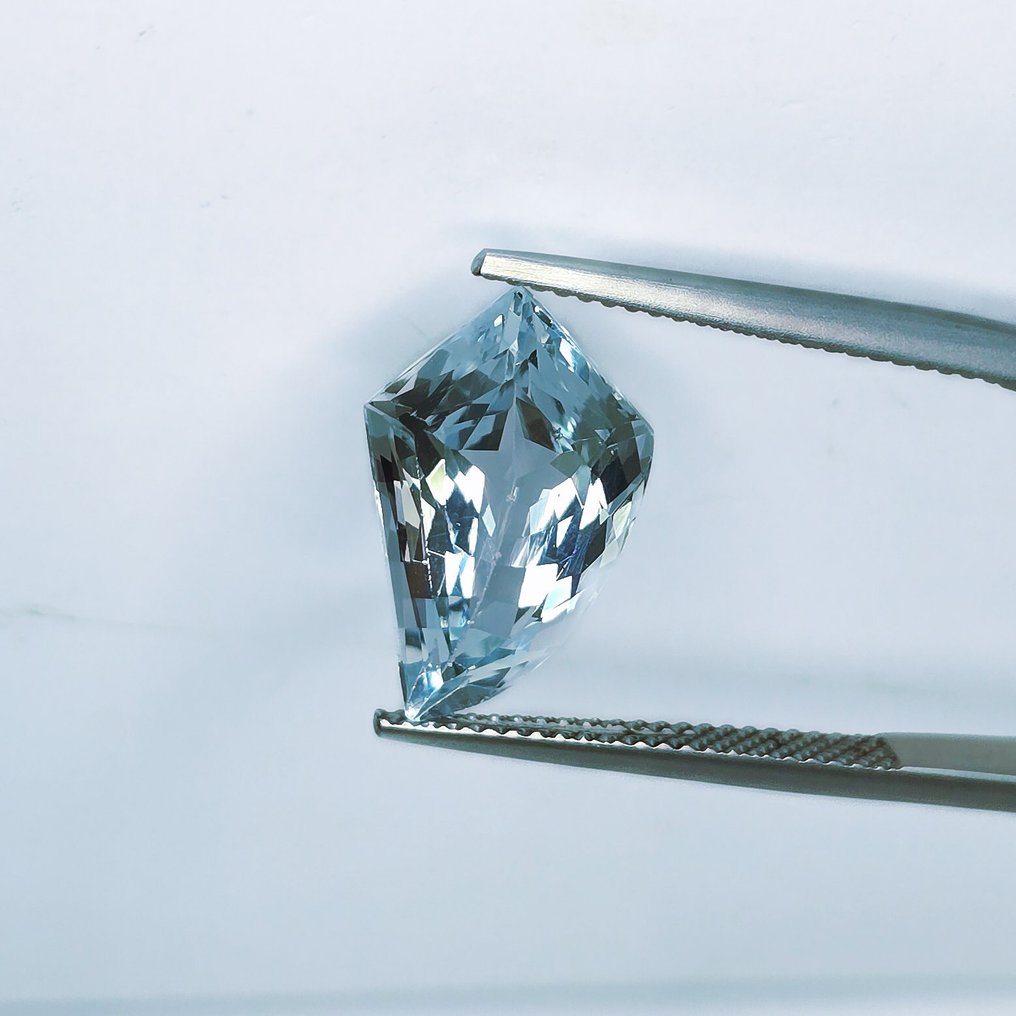 Fără preț de rezervă Albastru Aquamarine - 5.10 ct - IGI (Institutul gemologic internațional) #3.2