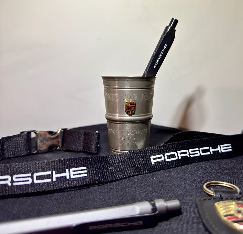 Emblem - Porsche - 2000 #2.1