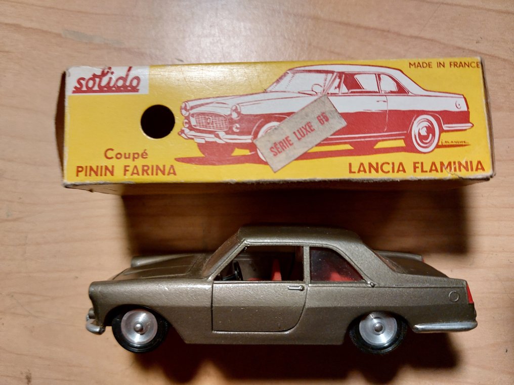 Solido 1:43 - Modell autó - Lancia Flaminia Coupé Pinin Farina #1.0