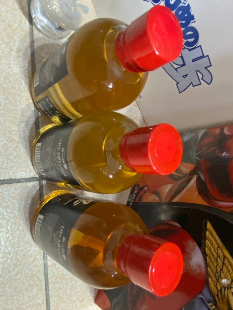 Shinobu Hajime no Ippo Champion Edition - 300cl - 3 μπουκαλιών #4.3