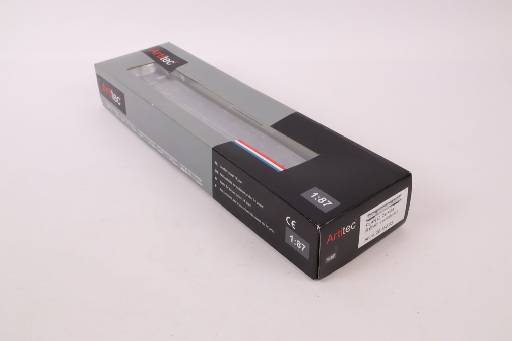 Artitec H0轨 - 20.150.03 - 模型火车客运车厢 (1) - E 计划 2等车厢 B 6681 第三时期 - NS #1.0