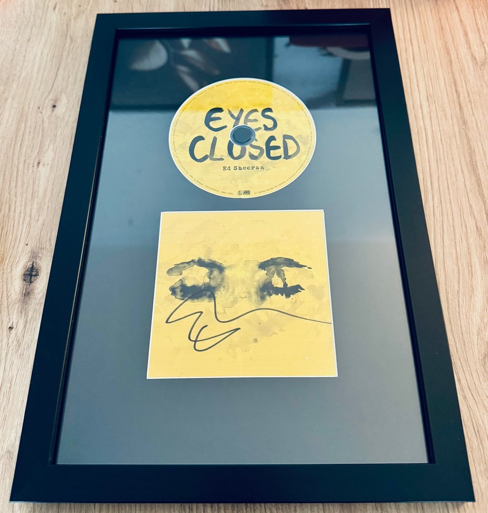 Ed Sheeran - 签名的 CD 封面《Eyes closed》/ Frame #1.0