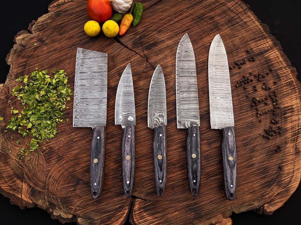 Keittiöveitsi - Kitchen knife set - Kicthen Chef veitsisetti tarkoituksella päivittäiseen käyttöön sisä- ja ulkotiloissa (UZ-285) - Amerikkalainen eksoottinen puukahva ja taitettu teräs. - Yhdysvallat - keittiöveitsisetti #1.0