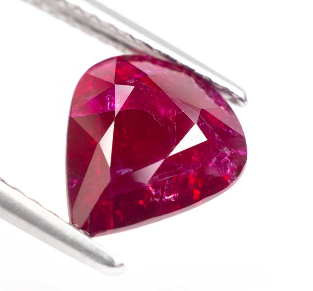 No reserve price Ruby  - 2.51 ct - Lotus Gemology - Rich Red (MOZ) #2.1