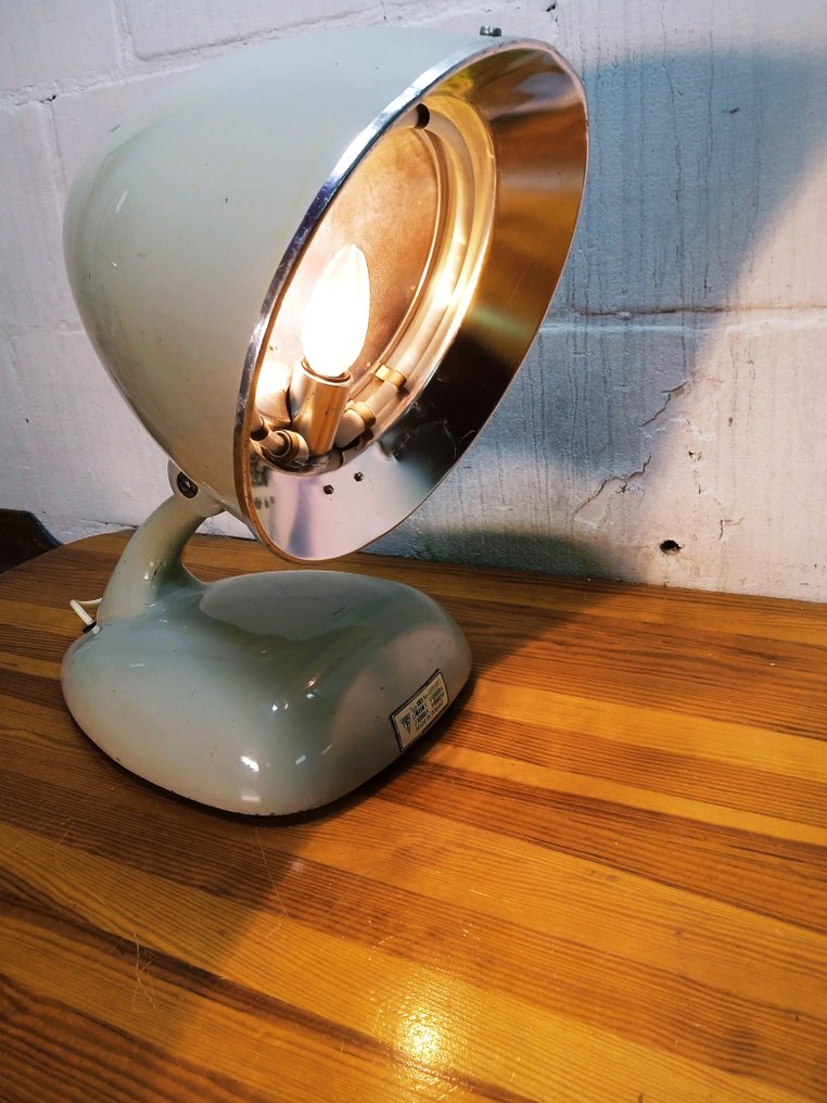 Famed - Lampe - L-8 - Aluminium, Messing, Forniklet messing, Legering #3.2