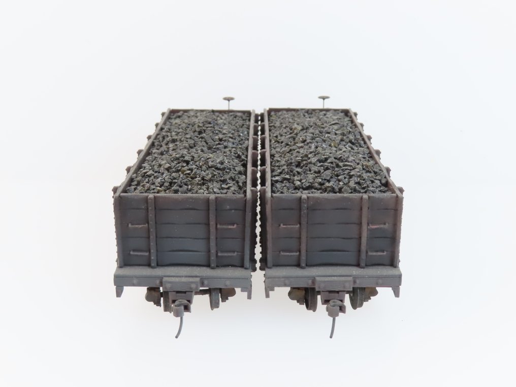 Spectrum/Bachmann 0n30 - o.a. 27218 - Machetă tren transport marfă (2) - Două camioane deschise cu platformă înaltă, fiecare având câte patru axe. - Privaat #4.3