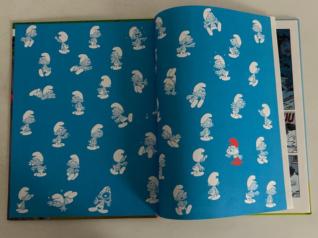 Les Schtroumpfs T42 - Les Schtroumpfs et la cape magique + dédicace - C - 1 Album - 第一版 - 2024 #3.2