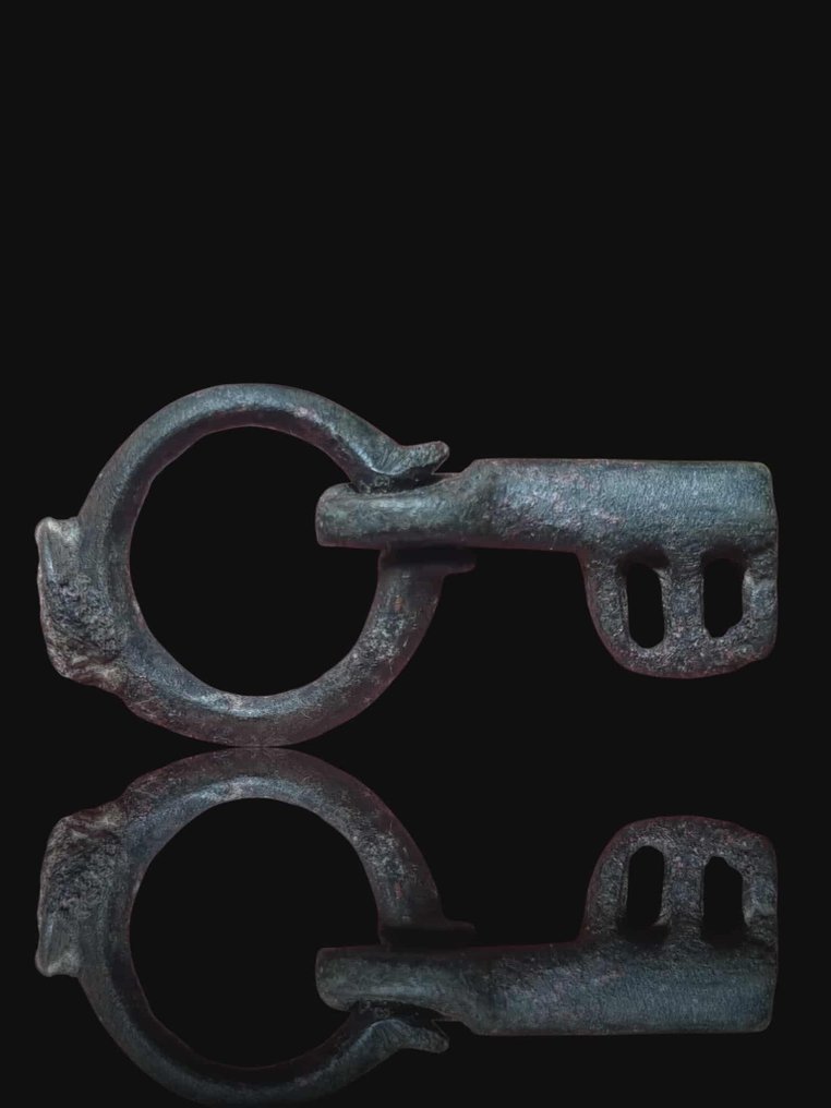 古罗马 黄铜色, 令人惊叹 钥匙 - 42.7 mm  (没有保留价) #1.0