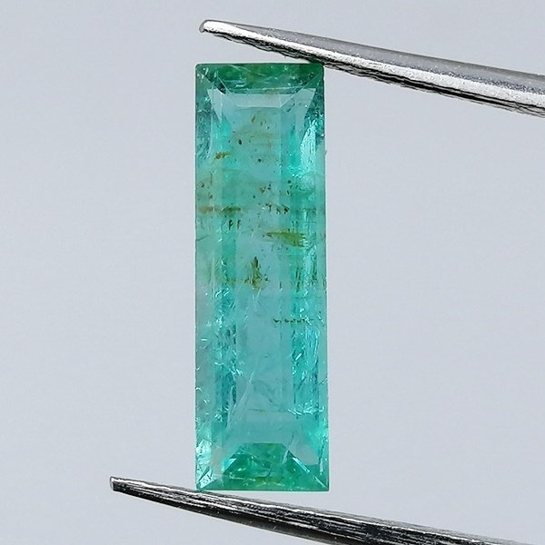 1 pcs Grøn Smaragd - 1.31 ct - Instituto Gemólogico Español (IGE) #4.3