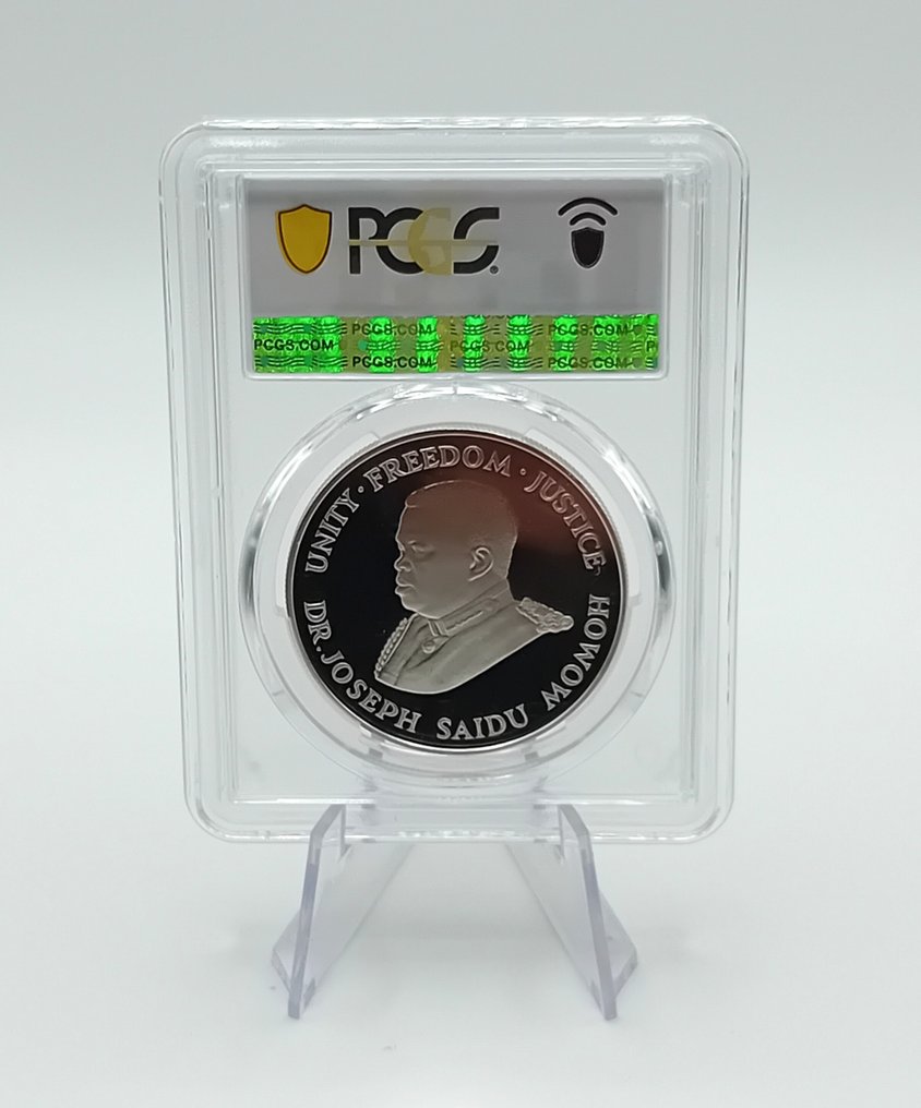 Serra Leoa. 10 Leones 1987 World Wildlife Fund (WWF) Pygmy Hippopotamus, PCGS PR70DCAM (Sem preço de reserva) #1.0