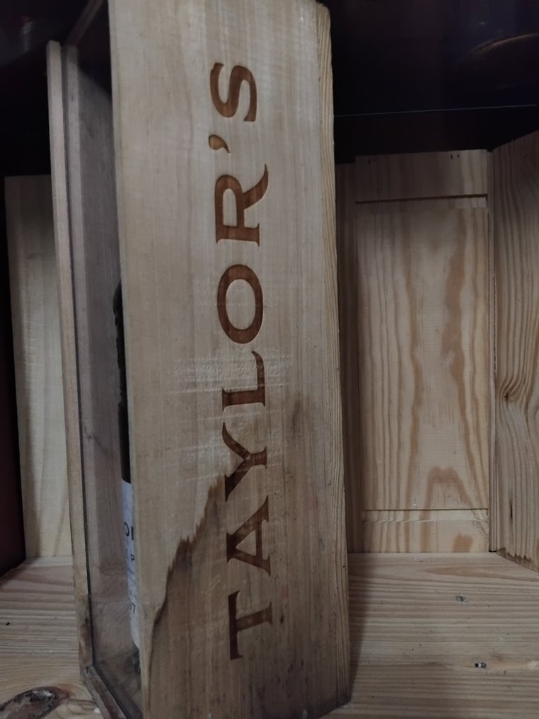1997 Taylor's - Vintage Port - Εμφιαλώνεται σε 1999 -  Ντουέρο  - 1 Î¦Î¹Î¬Î»Î· (0,75L) #3.2