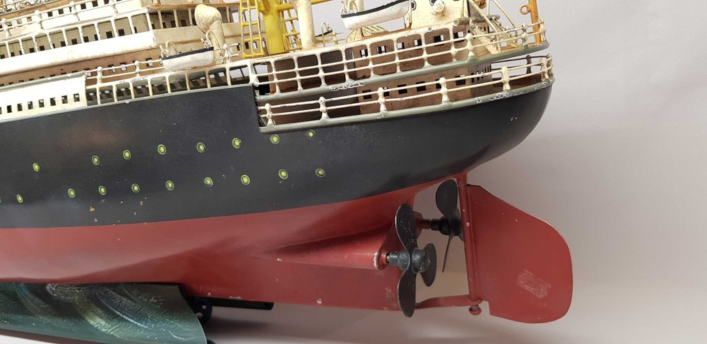 Märklin - 罕见且令人印象深刻的Märklin客运蒸汽船，配备发条机制——乔治·华盛顿 - 发条锡制玩具 - 1920-1929 - 德国 #4.3