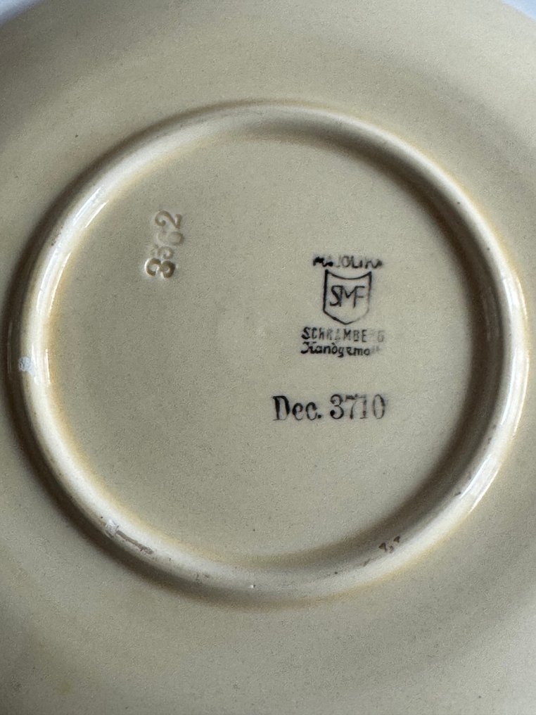 Schramberger Majolikafabrik SMF - Eva Striker Zeisel - Teller (4) - Töpferware - Artdeco #2.1