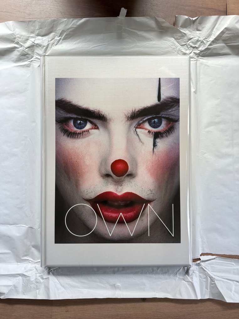Signed, Erwin Olaf - OWN [limited with print] - 2011 #1.0