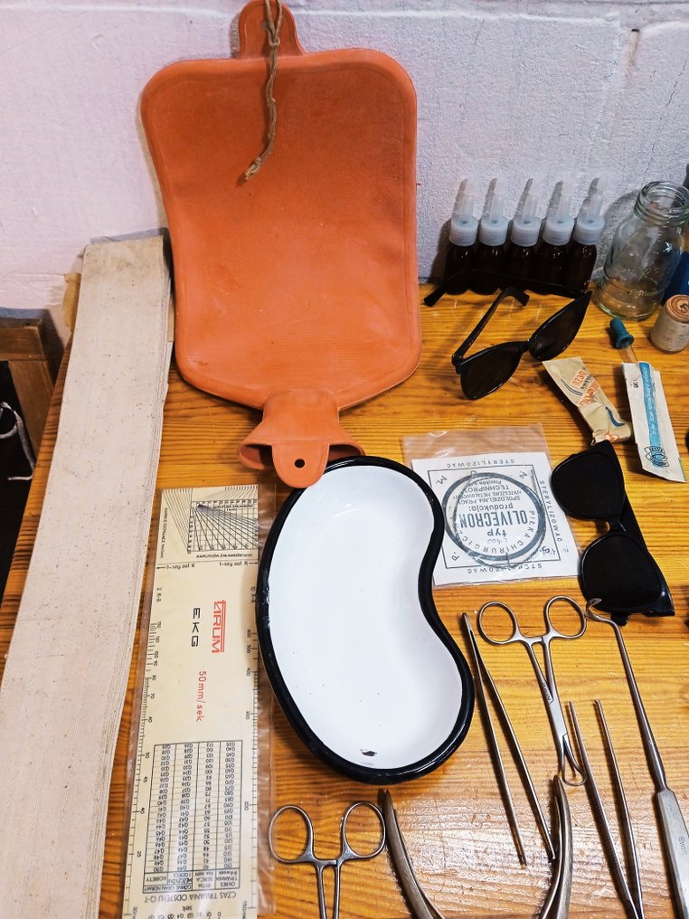 外科医生的器械 (306) - 铝, 钢, 不锈钢, 合金, 黄铜, 镀银黄铜, 镀镍黄铜 #3.2