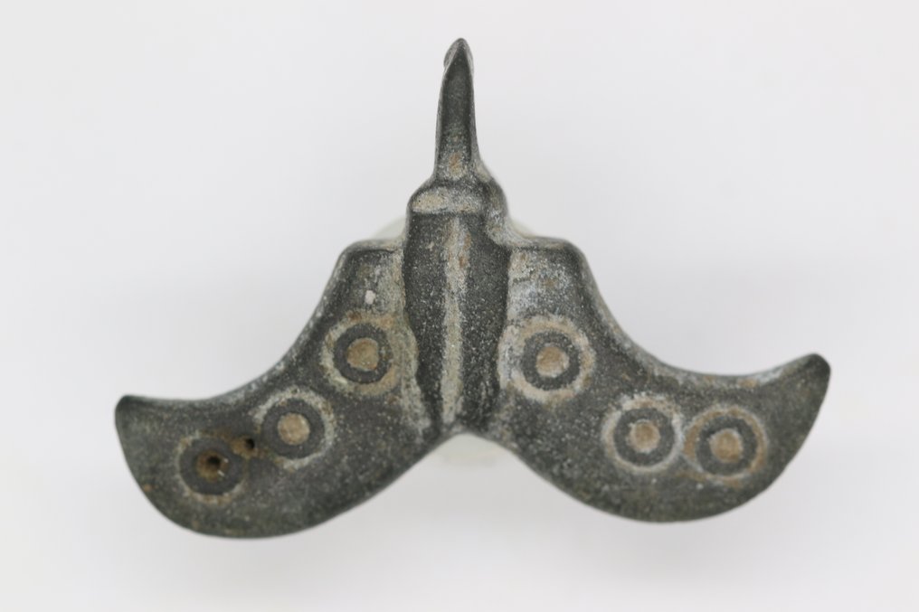 Εποχή των Βίκινγκς Μπρούντζος Κρεμαστό κόσμημα - Απεικονίζοντας το μουστάκι του Odin. (χωρίς τιμή ασφαλείας) #1.0