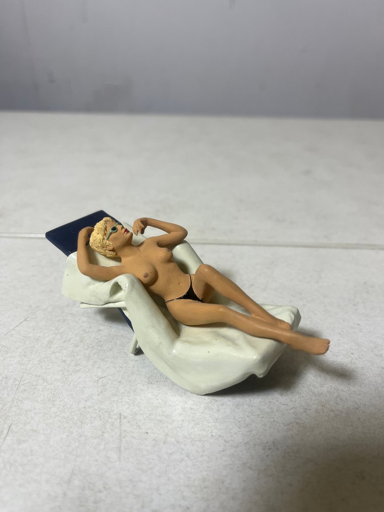 Jessica Blandy - Le transat - 1 Figurine - Edizione limitata e numerata #3.2