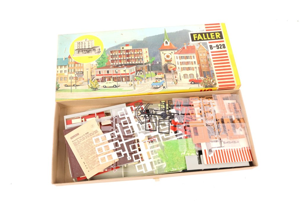 Faller H0 - B-928 - Modellbahnbausätze (1) - Klassiek Faller Bausatz 'Moderne Bank', ungebaut #1.0