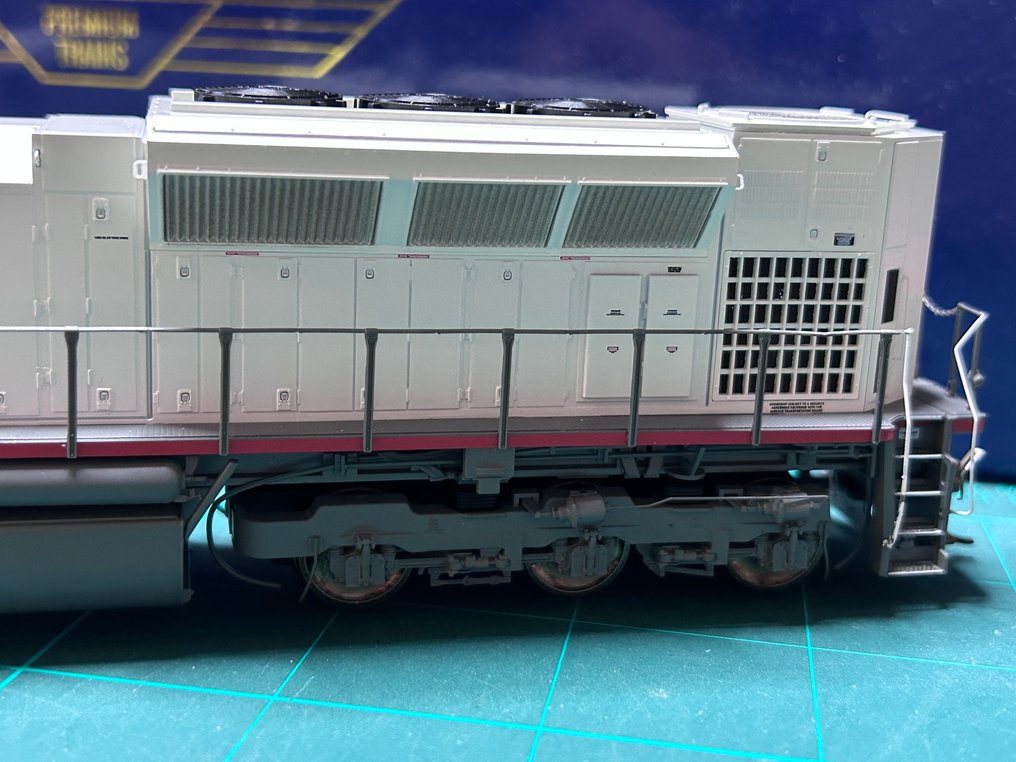Athearn GENESIS H0轨 - ATHG27338 - 柴油电力机车 (1) - EMD SD90MAC - EMD #4.3