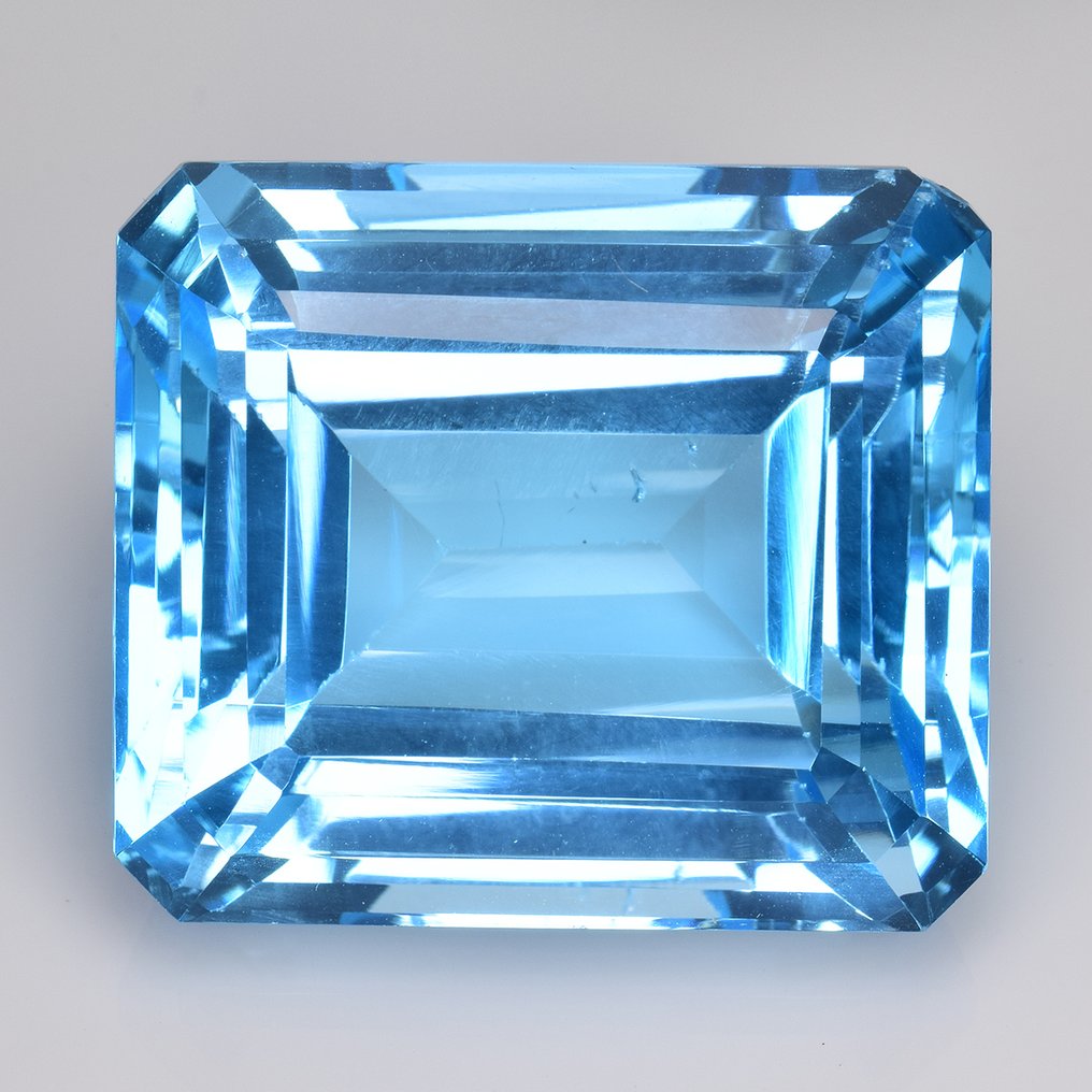 1 pcs  Blå Topas  - 84.03 ct - Internasjonal forening for fargede edelstener (ICA GemLab) #1.0