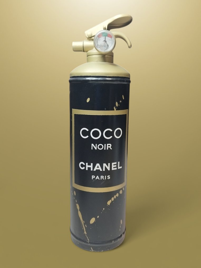 JOSE DE PAZOS - Extintor Chanel Coco Noir #1.0