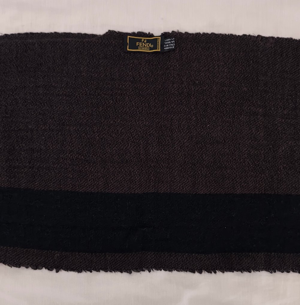 Fendi - Eșarfă #4.3