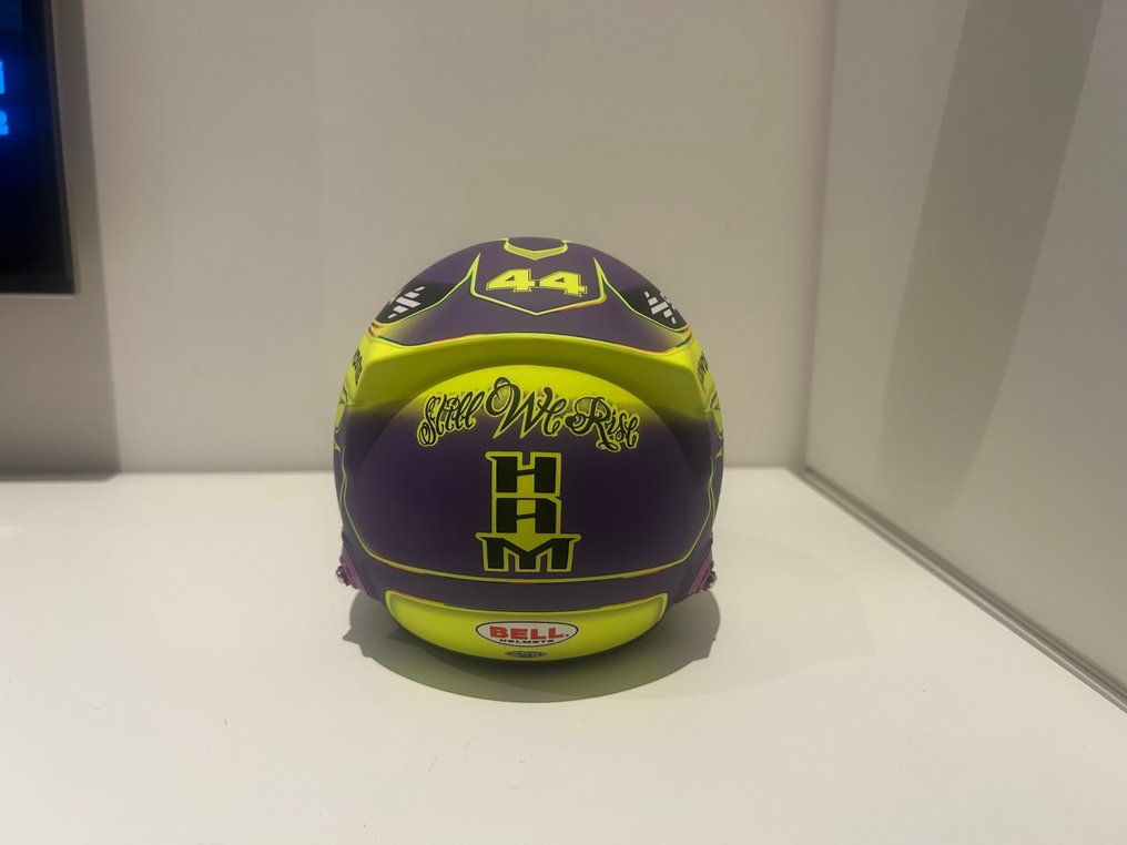 Lewis Hamilton - 2024 - κράνος κλίμακας 1/2 #2.1