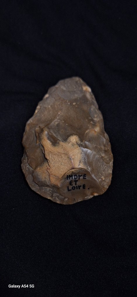 Paleolithic Flint Magnificent biface from France, Grande Pressigny, Indre-et-Loire department 37, multicolored flint, - 110 mm  (No Reserve Price) #4.3