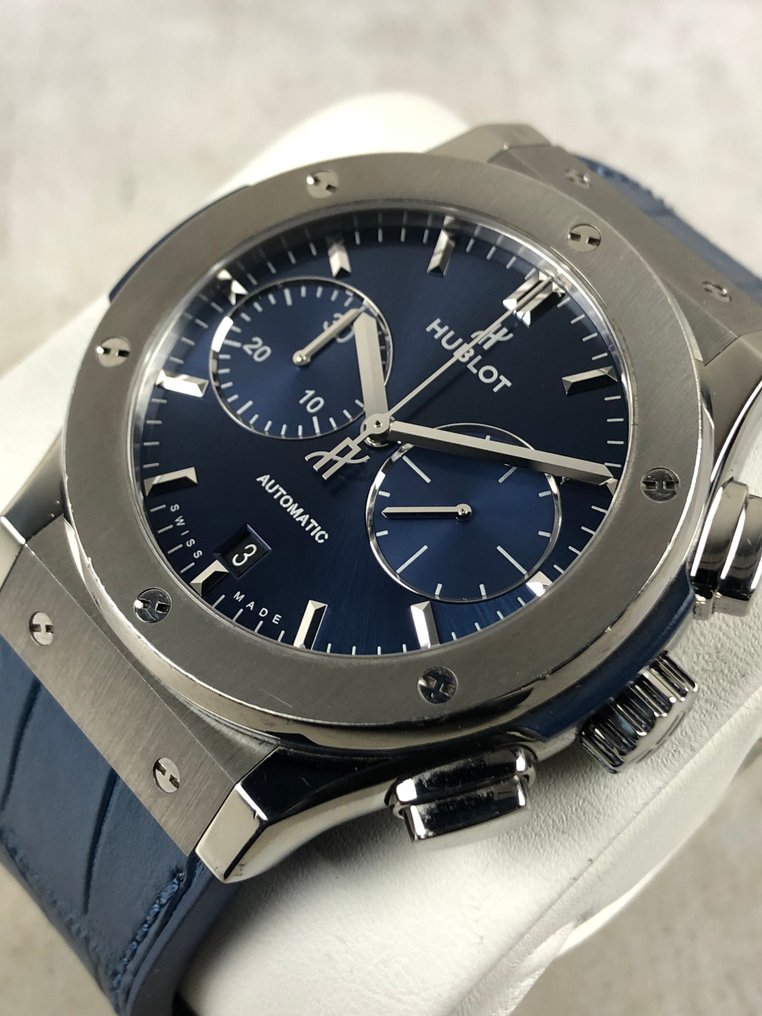 Hublot - Classic Fusion Chronograph Automatic Titan - 521.NX.7170.LR - Miehet - 2010-2020  #1.0