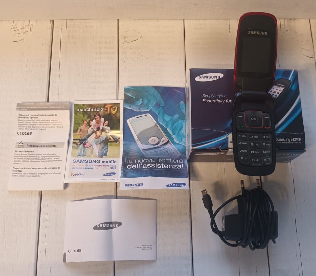 Nokia, Samsung, Motorola - Mobile phone (9) - In original box #3.2