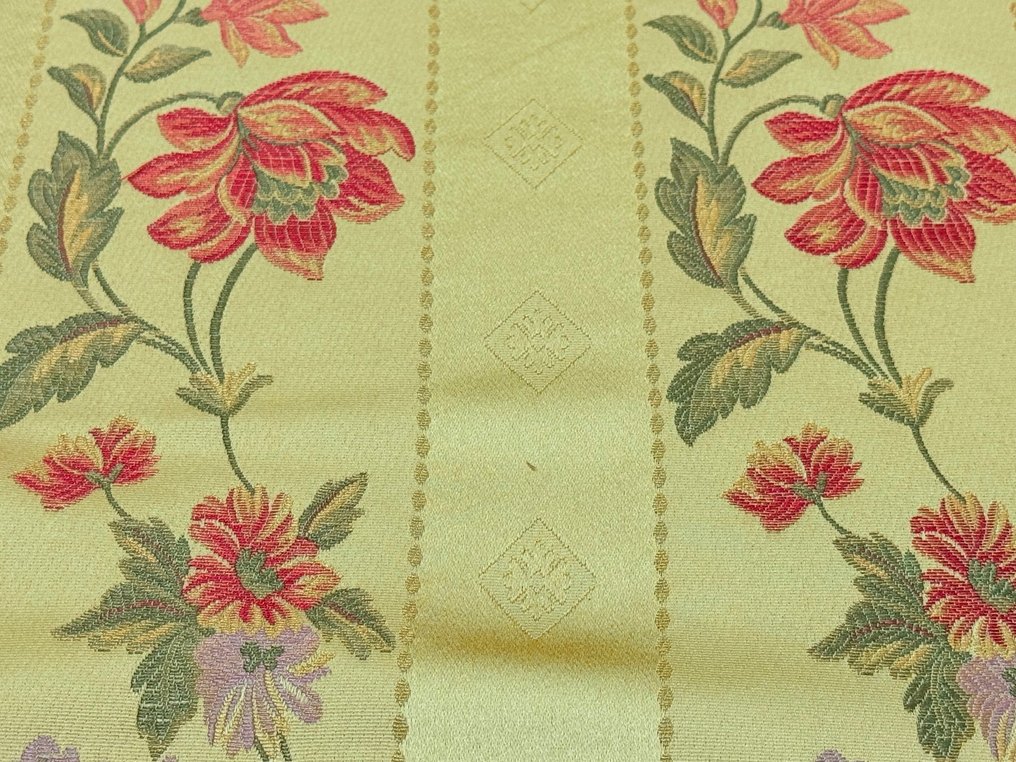 “Giardino Fiorito nel Tempo” – 经典提花织物,金色底色 - 室內裝潢織物 - 2.5 m - 2.8 m #1.0