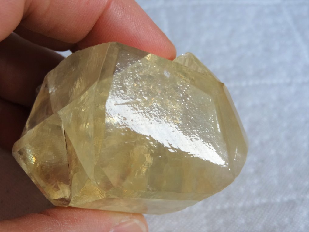 方解石宝石 Rudny 水晶矩晶体 - 高度: 60 mm - 宽度: 40 mm- 148 g #4.3