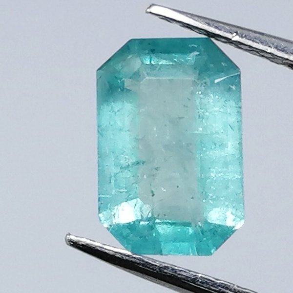 1 pcs Zöld Smaragd - 0.94 ct - Instituto Gemólogico Español (IGE) #2.1