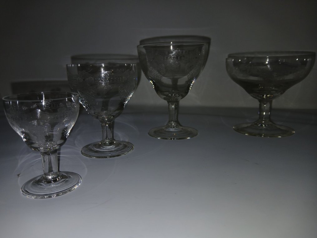 Drinkservies (44) - Kristal #4.3