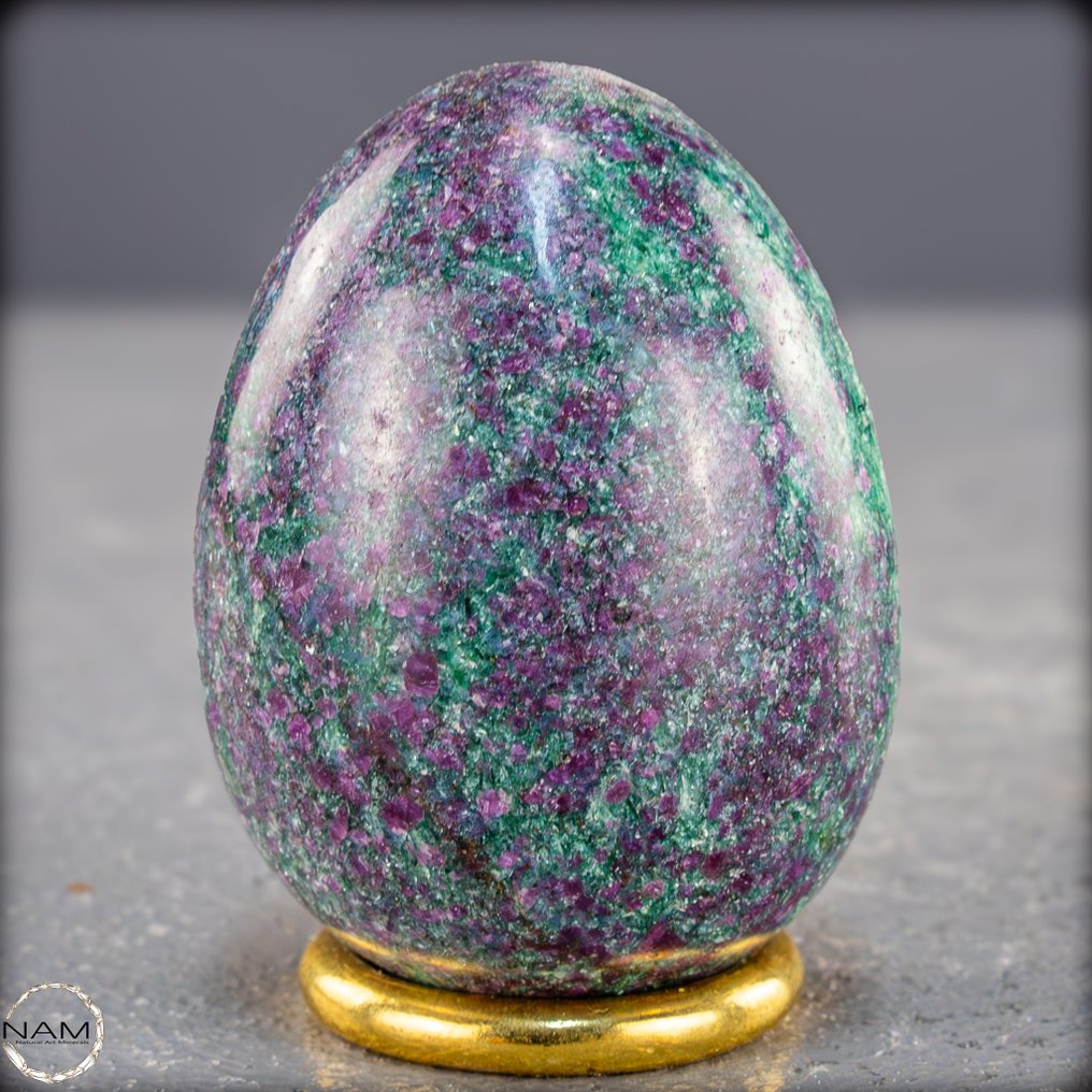 Φυσικό αυγό από ρουμπί σε φουχσίτη και κυανίτη. Εκφραστικό μοναδικό κομμάτι με έντονη χρωματική επίδραση.- 121.95 g #4.3