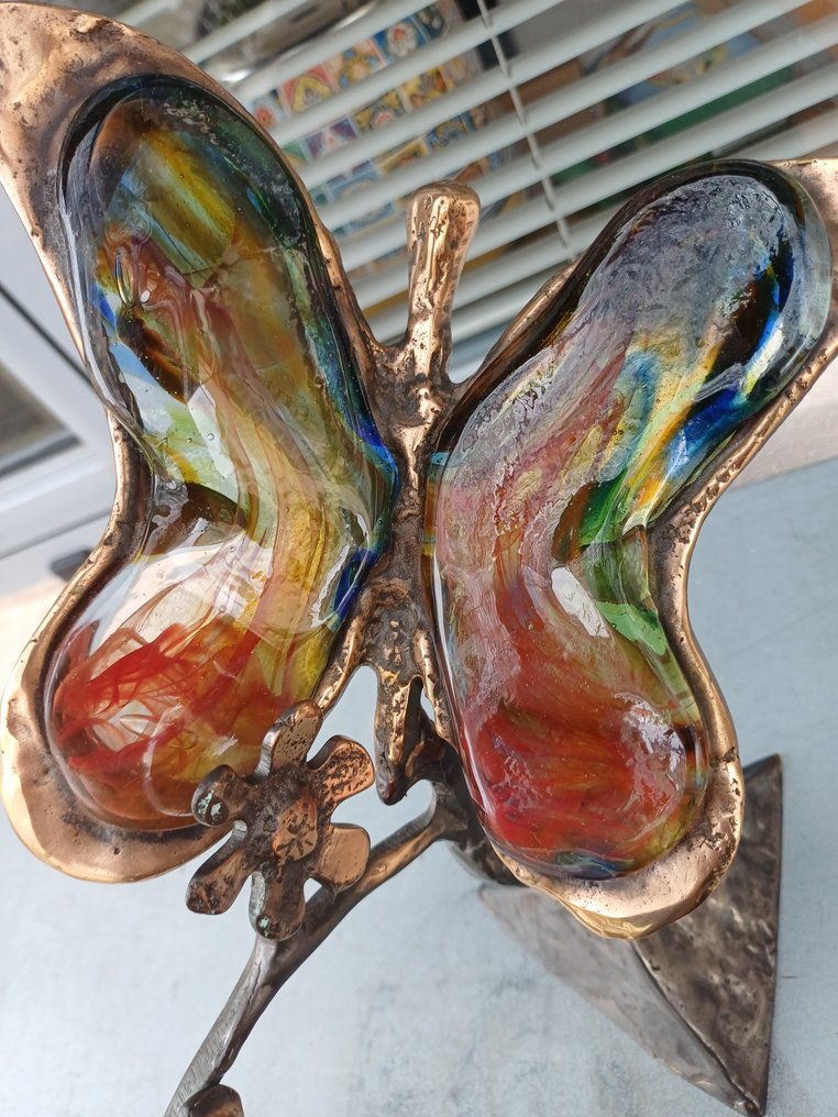 Yves Lohe (1947) - Szobor, Butterfly - 28 cm - Aranyozott bronz #4.3